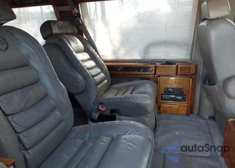 2000 Chevrolet Express Upfitter Pkg. z USA, uszkodzony, nr VIN 1GBFG15R1Y1250800